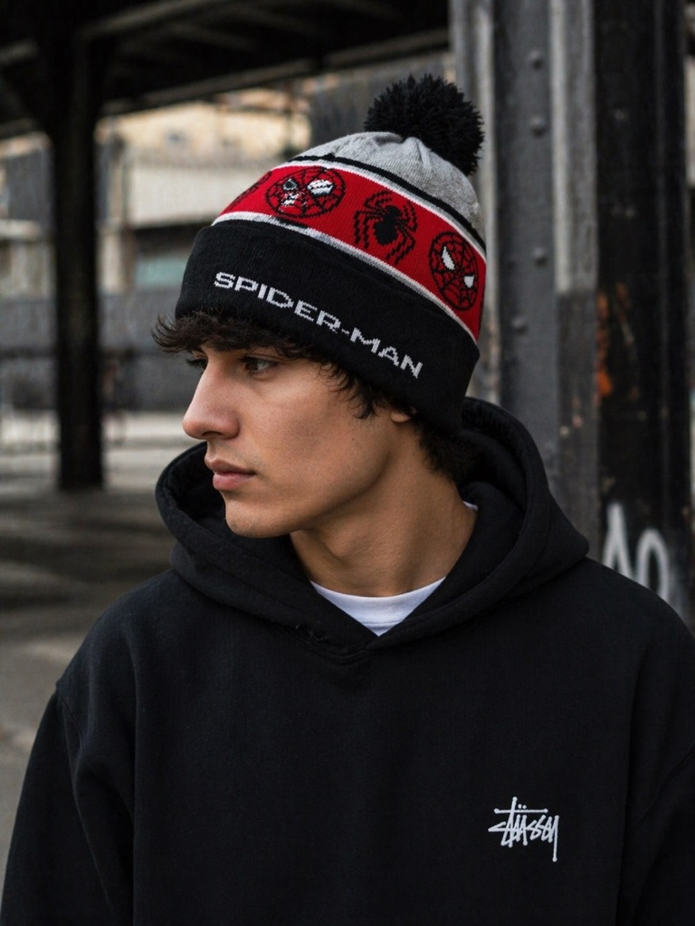 Marvel Spider-Man Beanie Hat Pom Knit Red Black Gray Streetwear One Size